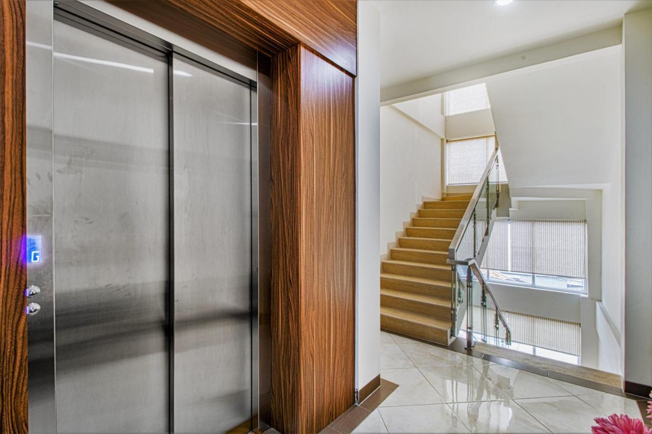 D'Padmaya Residence Jakarta Exterior foto